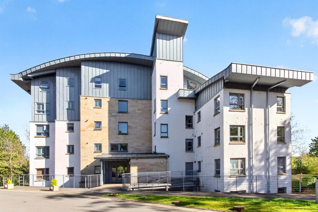 Main image of property: Cathkin Road, Glasgow