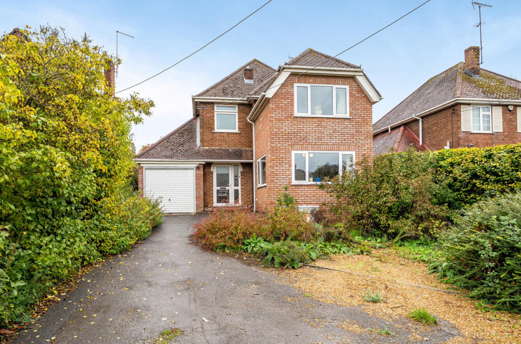 Main image of property: New Odiham Road, Alton, Hampshire, GU34