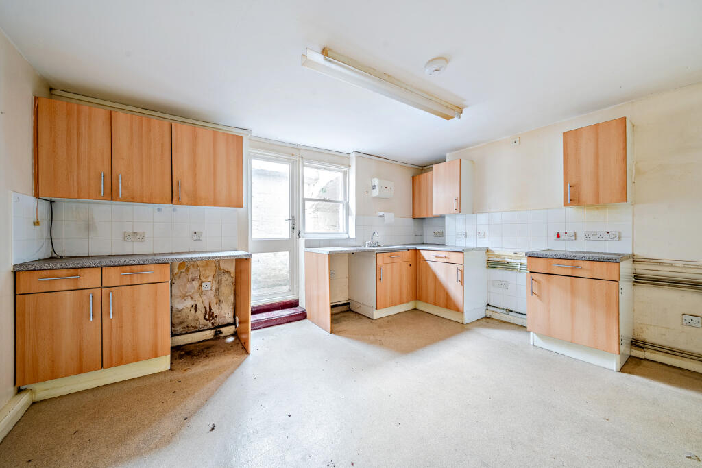House in London - View 4