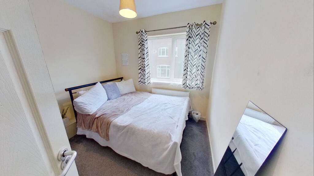 House in Leeds - View 4
