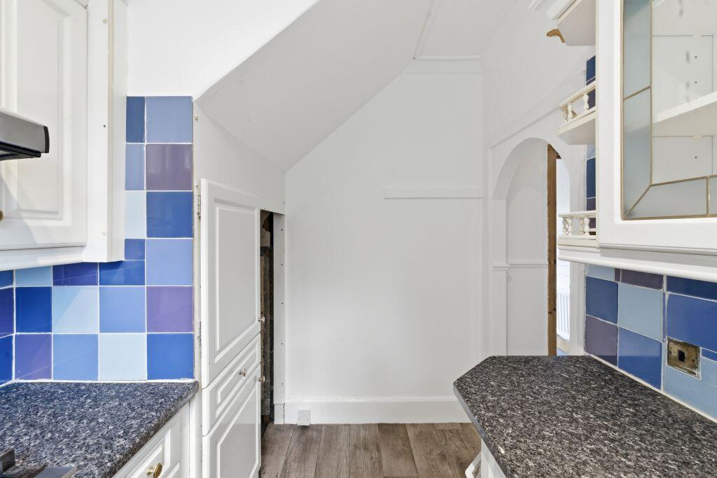 7 Ancrum Drive, Dundee, DD2 2JG - View 6