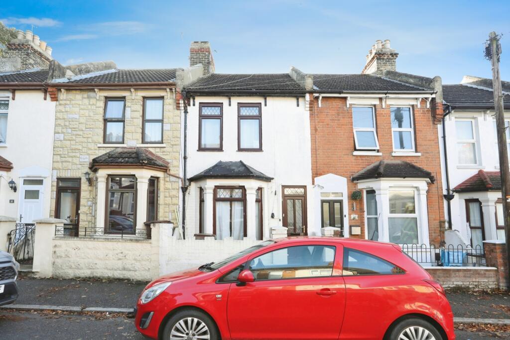 Main image of property: Cecil Avenue, ROCHESTER, Kent, ME2
