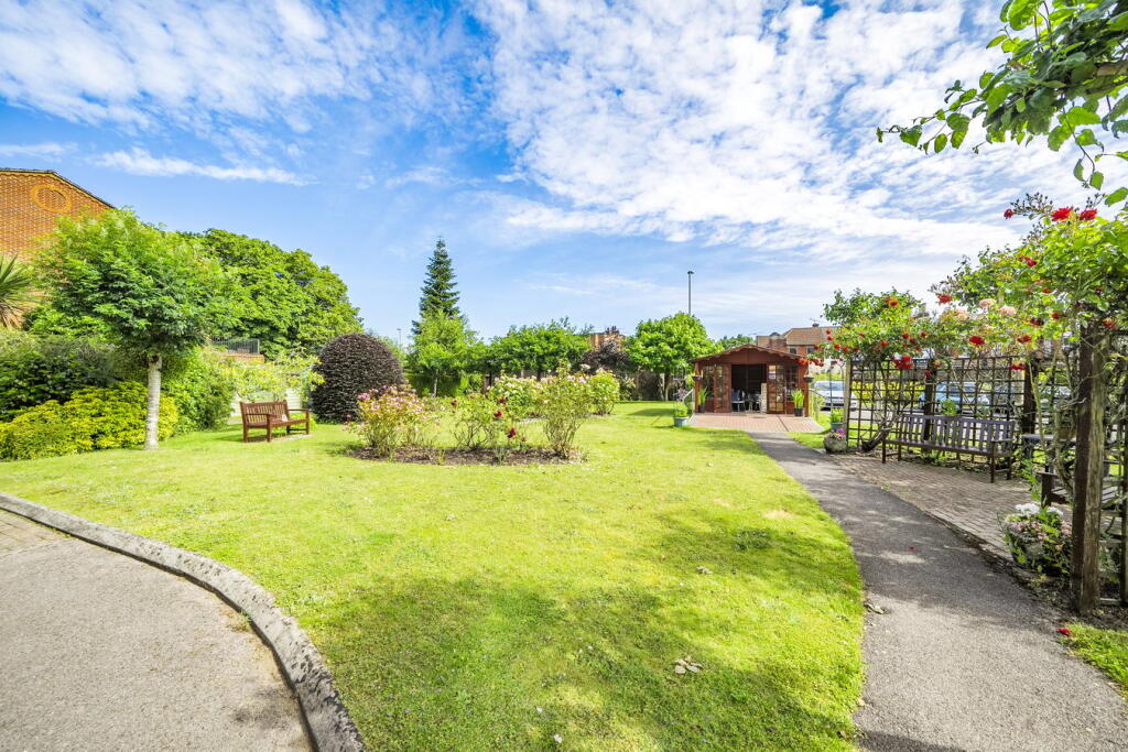 Additional image 13 of Lindsay Road, Poole, BH13