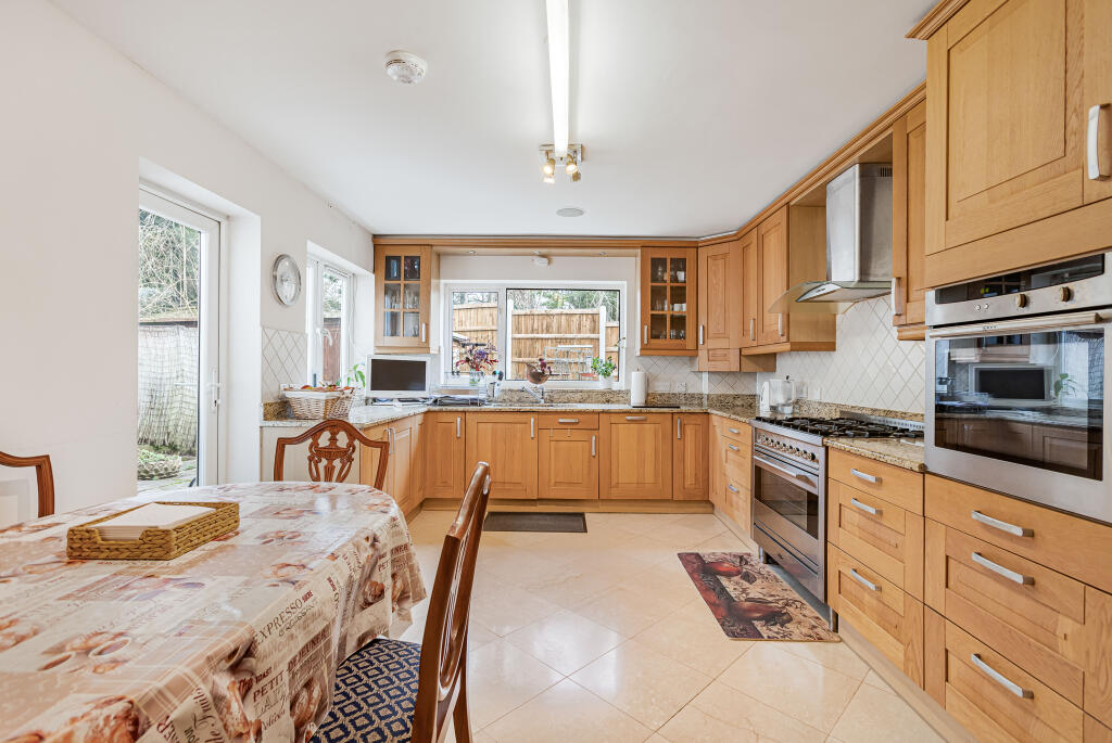 Additional image 2 of The Limberlost, Welwyn, AL6