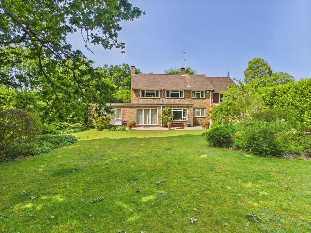 Main image of property: Walkwood End, off Burkes Road, Beaconsfield, HP9