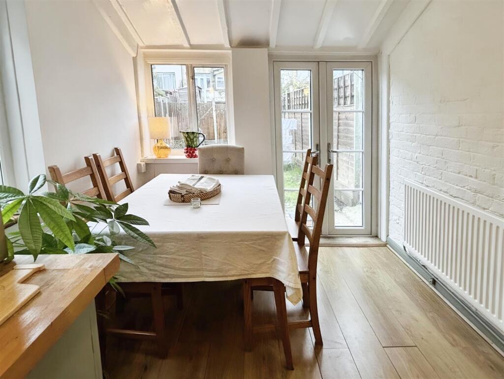 House in Rochester - View 5