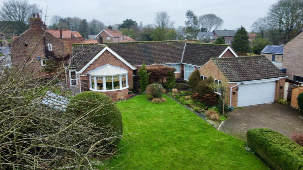 Main image of property: The Green, Lund, YO25 9TE