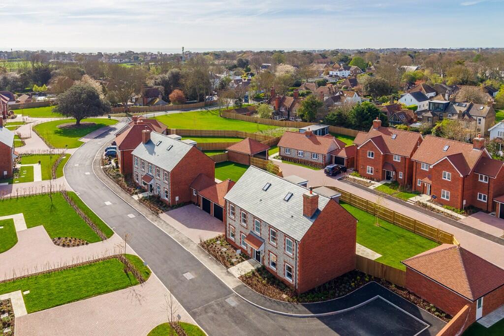 Main image of property: Kingsgate Place,
Broadstairs,
CT10 3AZ