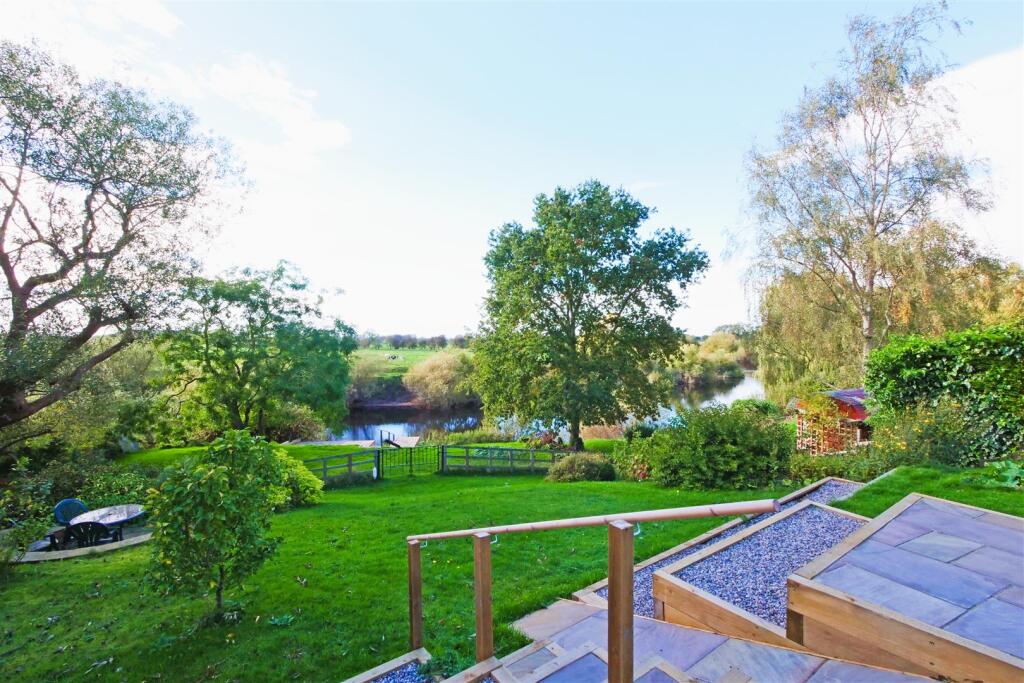 House in York - View 5