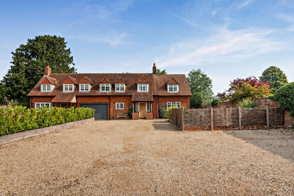 Main image of property: Thorpe Street, Aston Upthorpe, OX11