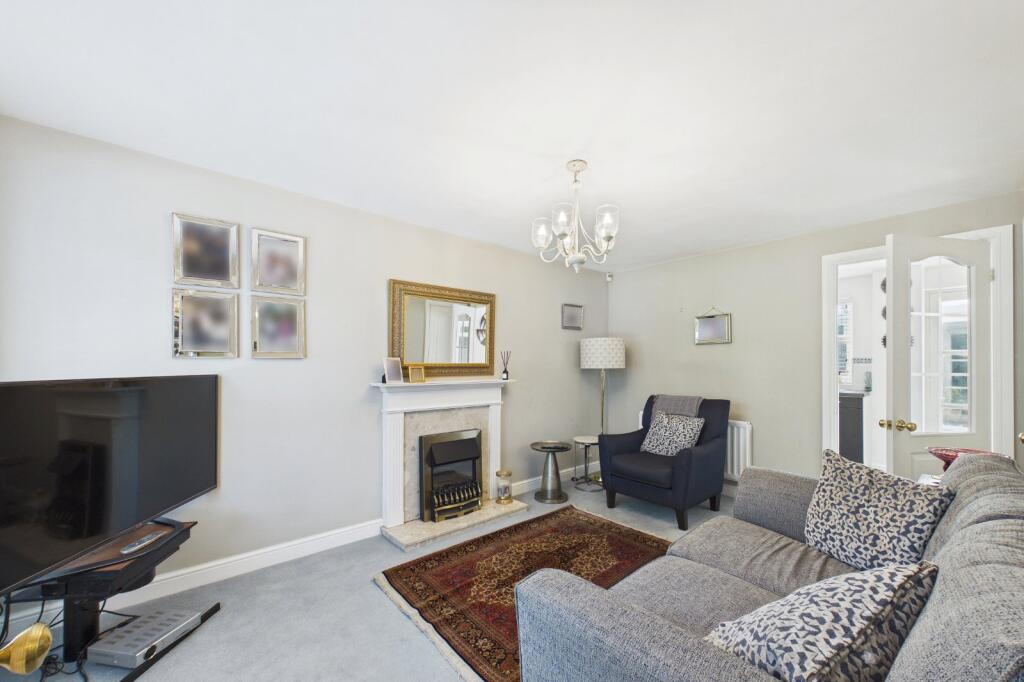Temple Row Close, Leeds, West Yorkshire, LS15 - View 3