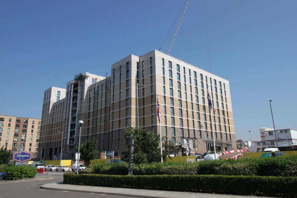 Main image of property: Kimpton Road, Luton, Bedfordshire, LU2