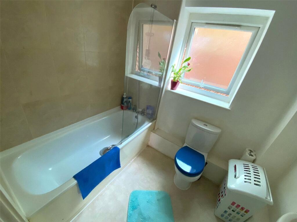 Apartment in Manchester - View 5