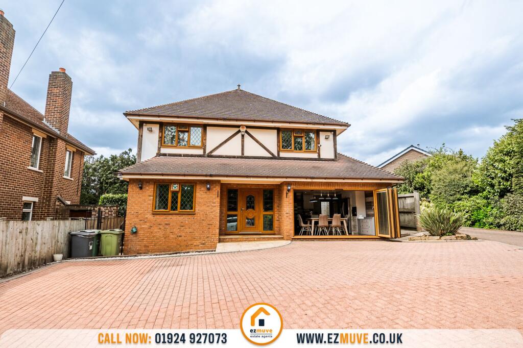 Main image of property: Huddersfield Road, Mirfield, WF14