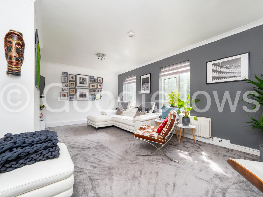 Main image of property: Farnham Court, Cheam, SM3