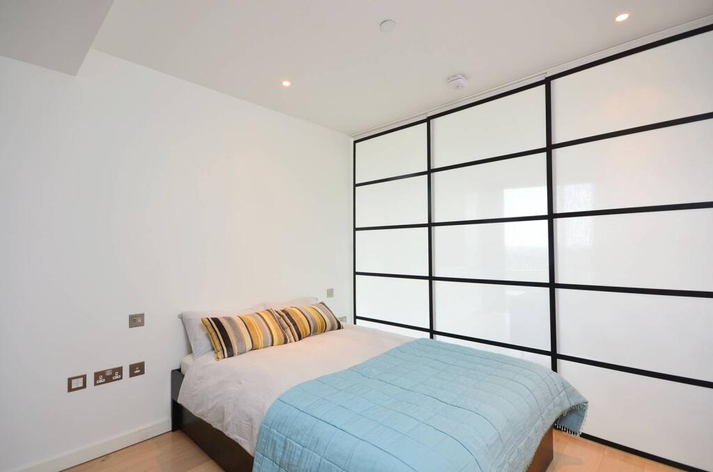 Main image of property: Walworth Road, Elephant and Castle, London, SE1