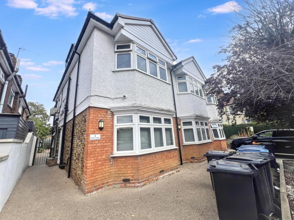 Apartment in Watford - View 4
