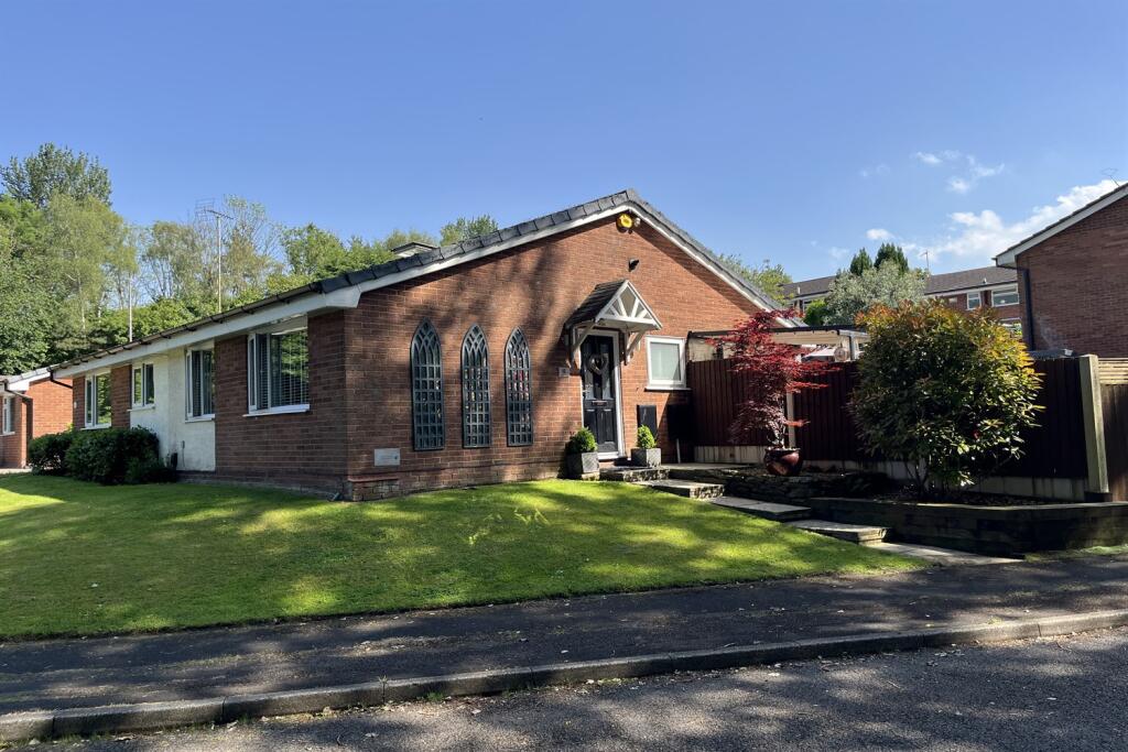 Main image of property: Carr Field, PR5