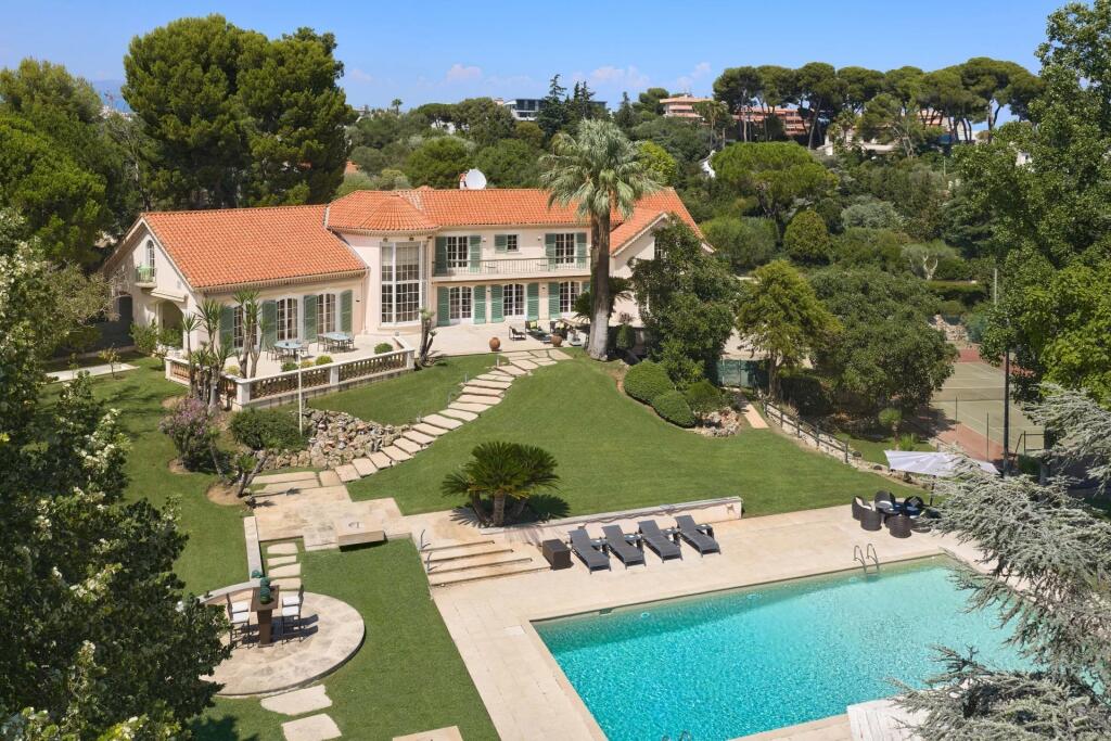 Main image of property: Provence-Alps-Cote d`Azur, Alpes-Maritimes, Antibes