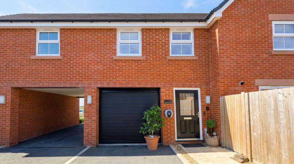 House in Sefton, Liverpool City Region - View 5