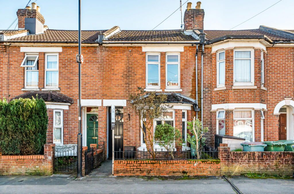 Main image of property: English Road, Shirley, Southampton, Hampshire, SO15