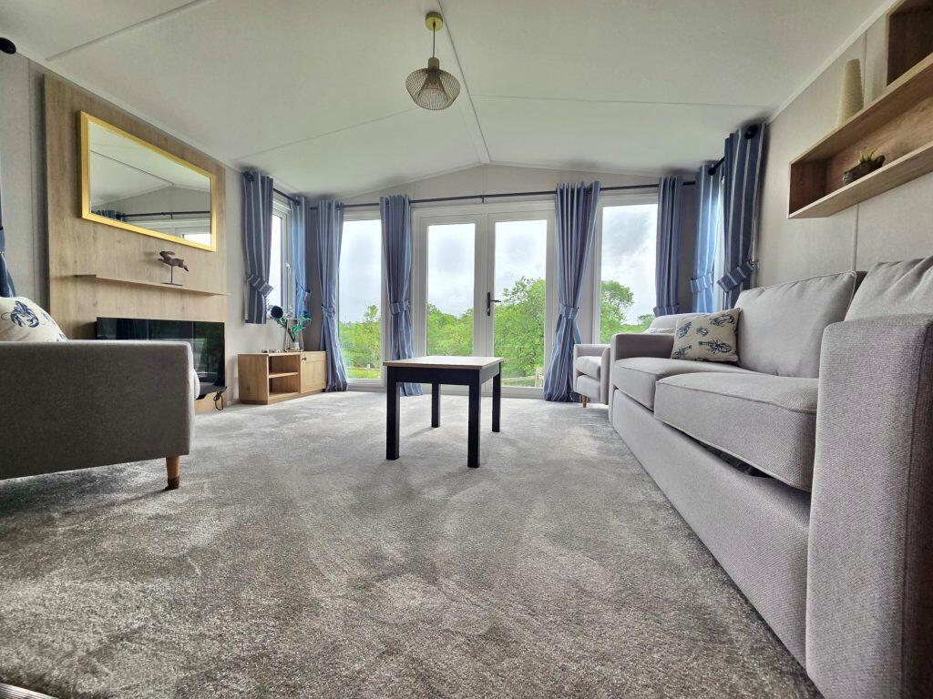 3-bed caravan on Bowland Fell Holiday Park – Yorkshire, £119,995