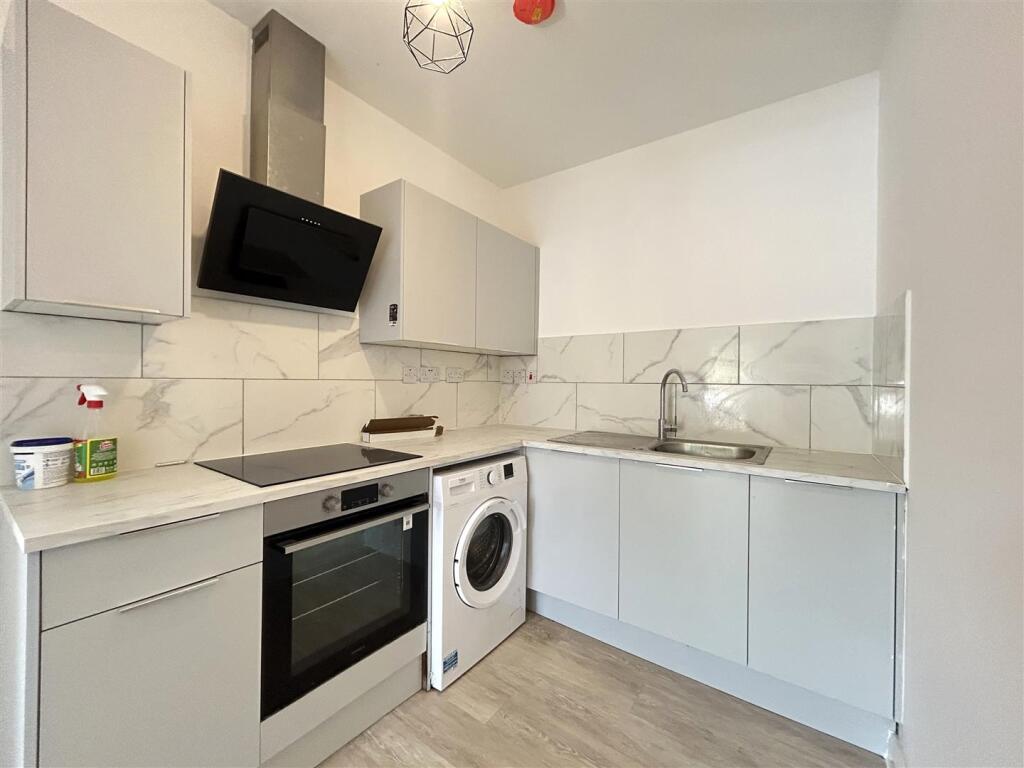 Apartment in Colchester - View 2