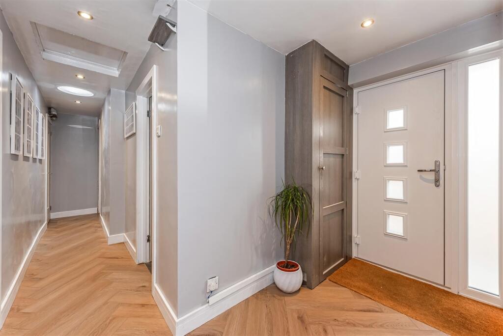 House in Portsmouth - View 4