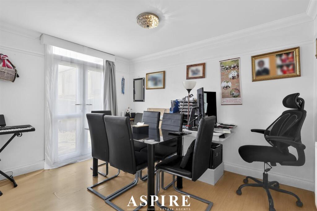 House in Basildon, Essex - More