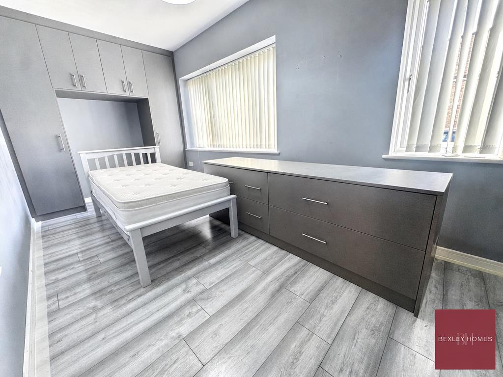 Apartment in London, Crook Log, Welling - More