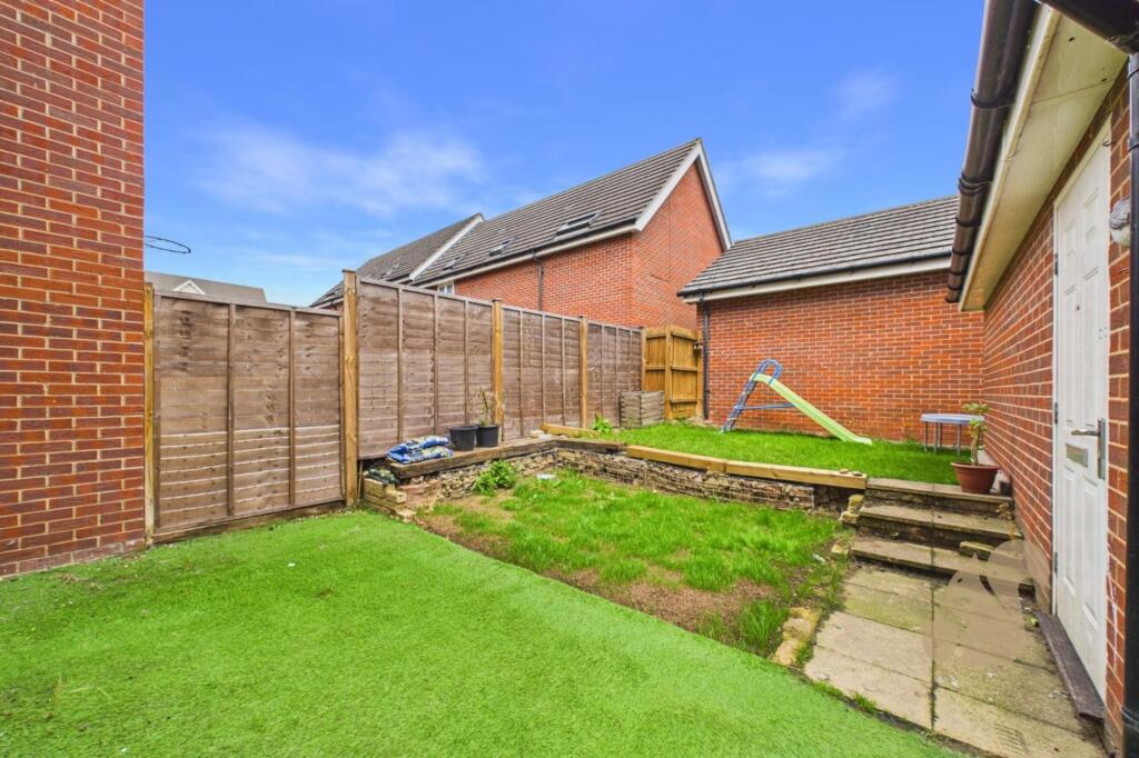 House in Ipswich - View 5