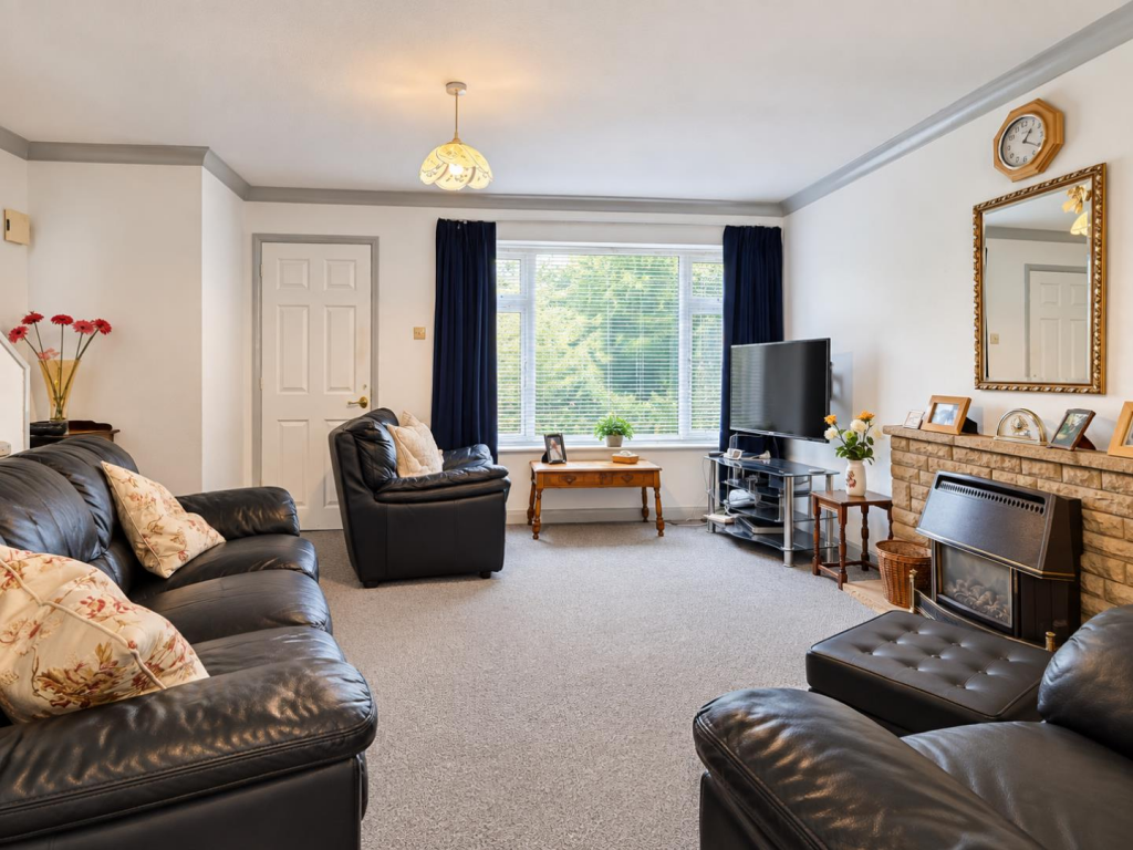 House in Tonbridge - View 4
