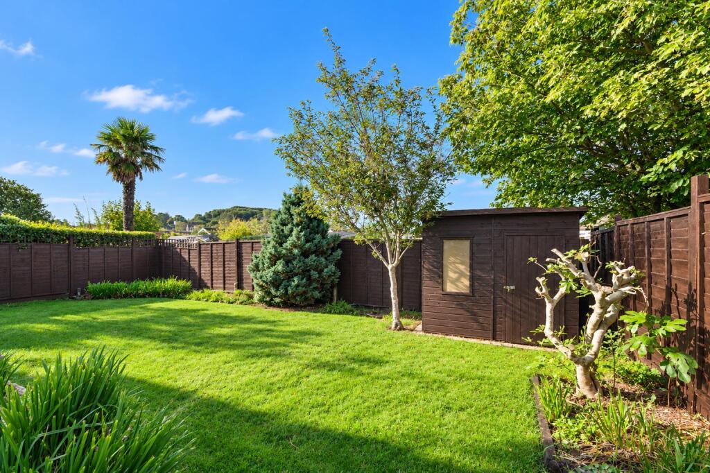 House in Ventnor, Whitwell - View 3