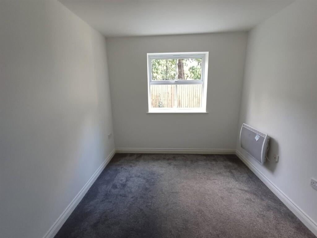 Apartment in Twickenham - More