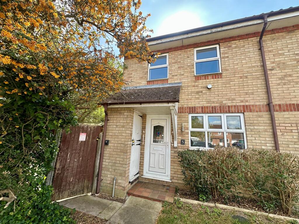 Main image of property: Bainards Close, Wymondham