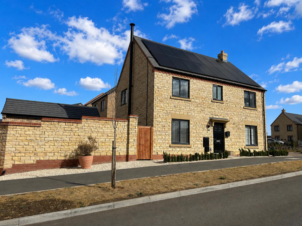 House in Weldon, North Northamptonshire
