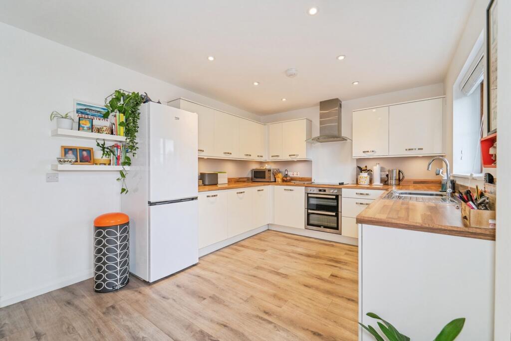 House in Swansea - View 4