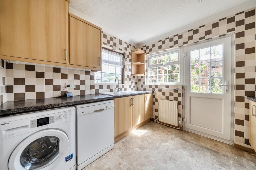 House in Portsmouth, Hilsea - View 2