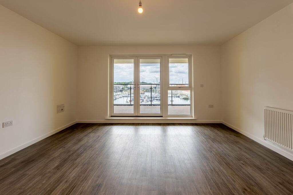 Apartment in Gillingham, Medway - View 4