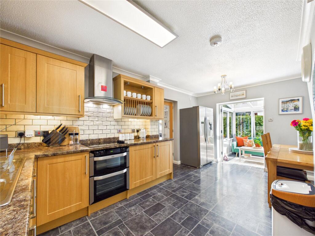 House in Tenby, Pembrokeshire - More