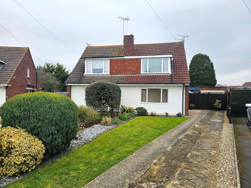 Main image of property: Barnacre Drive, Hucclecote, GL3
