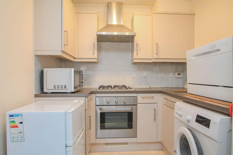 Apartment in Southampton - View 4