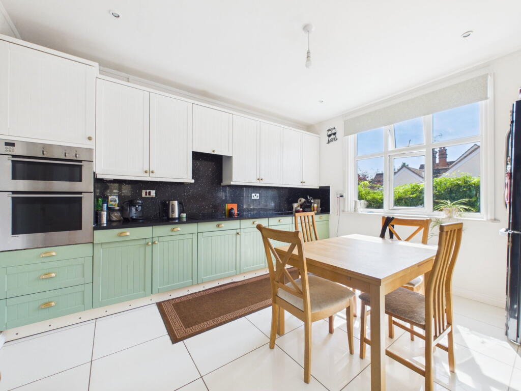 House in Colchester - View 2