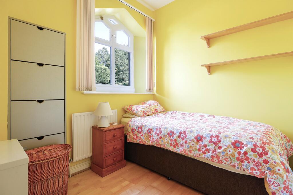 House in Reigate and Banstead, Surrey - View 5