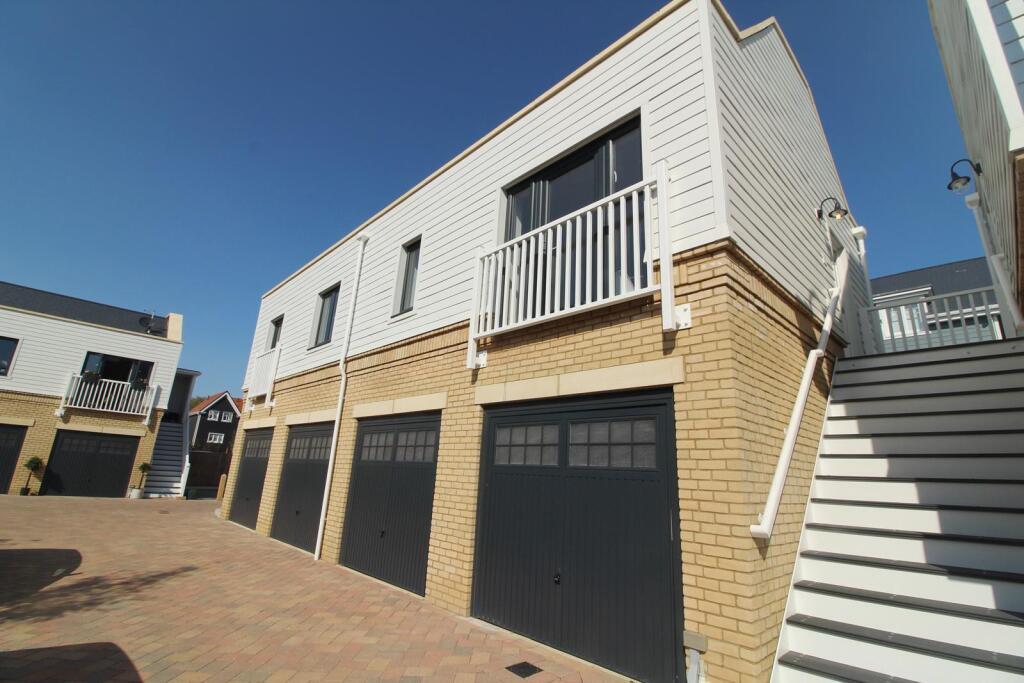 Main image of property: Candlewood Drive, Reading, RG2