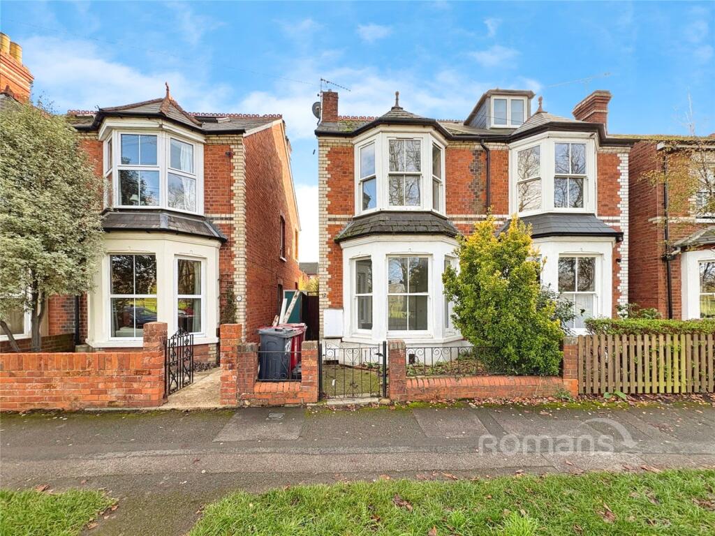 Main image of property: Palmer Park Avenue, Reading, Berkshire