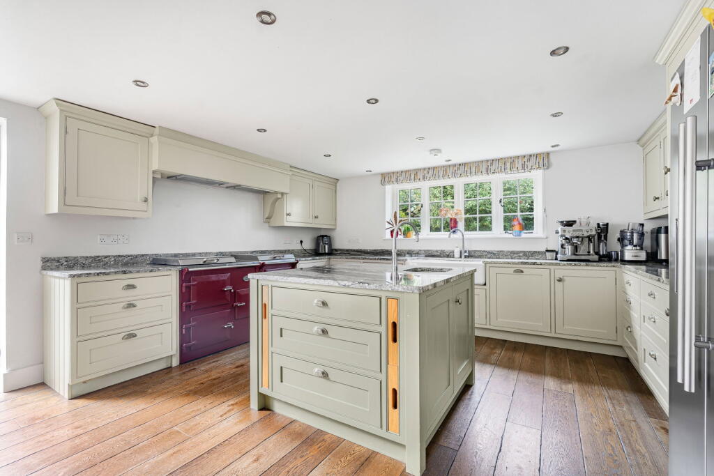 House in Horsham, Colgate - View 5
