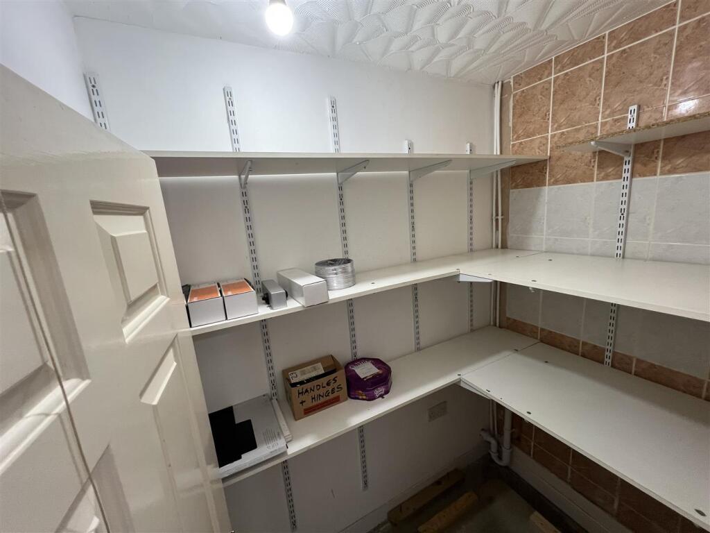 Apartment in Bristol - More