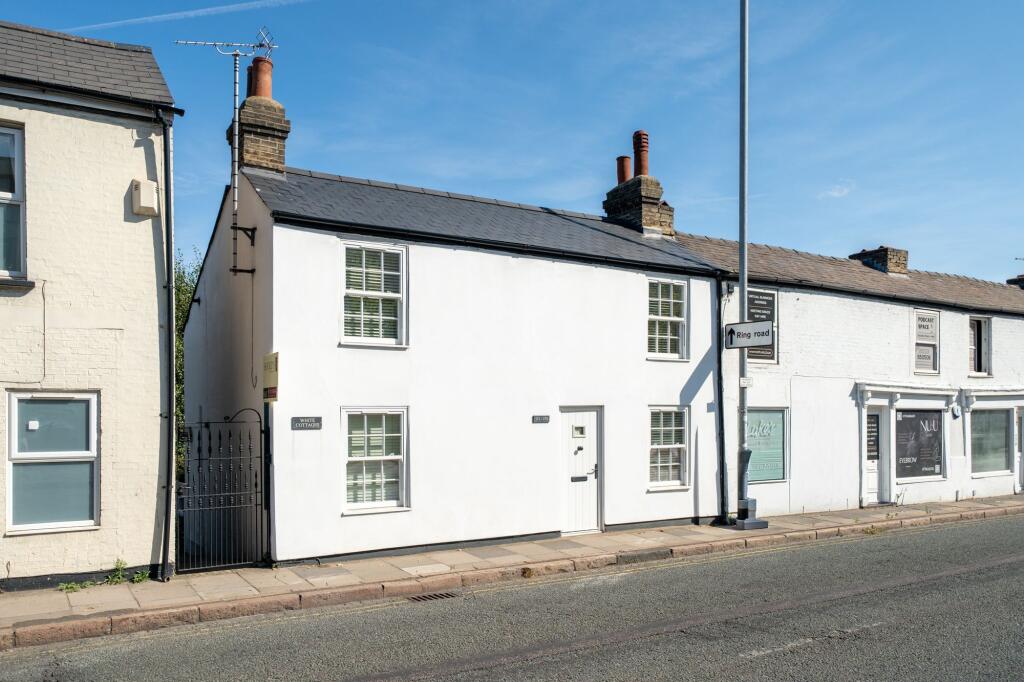 Main image of property: Newmarket Road, Cambridge, CB5