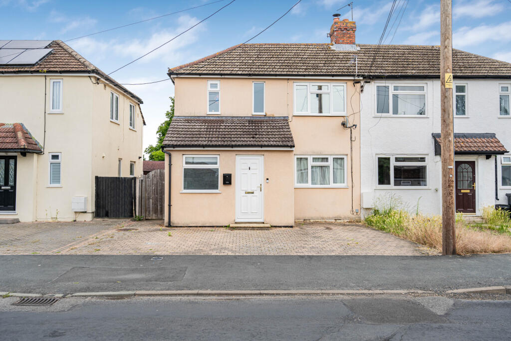 Main image of property: Queensway, Didcot, Oxfordshire, OX11